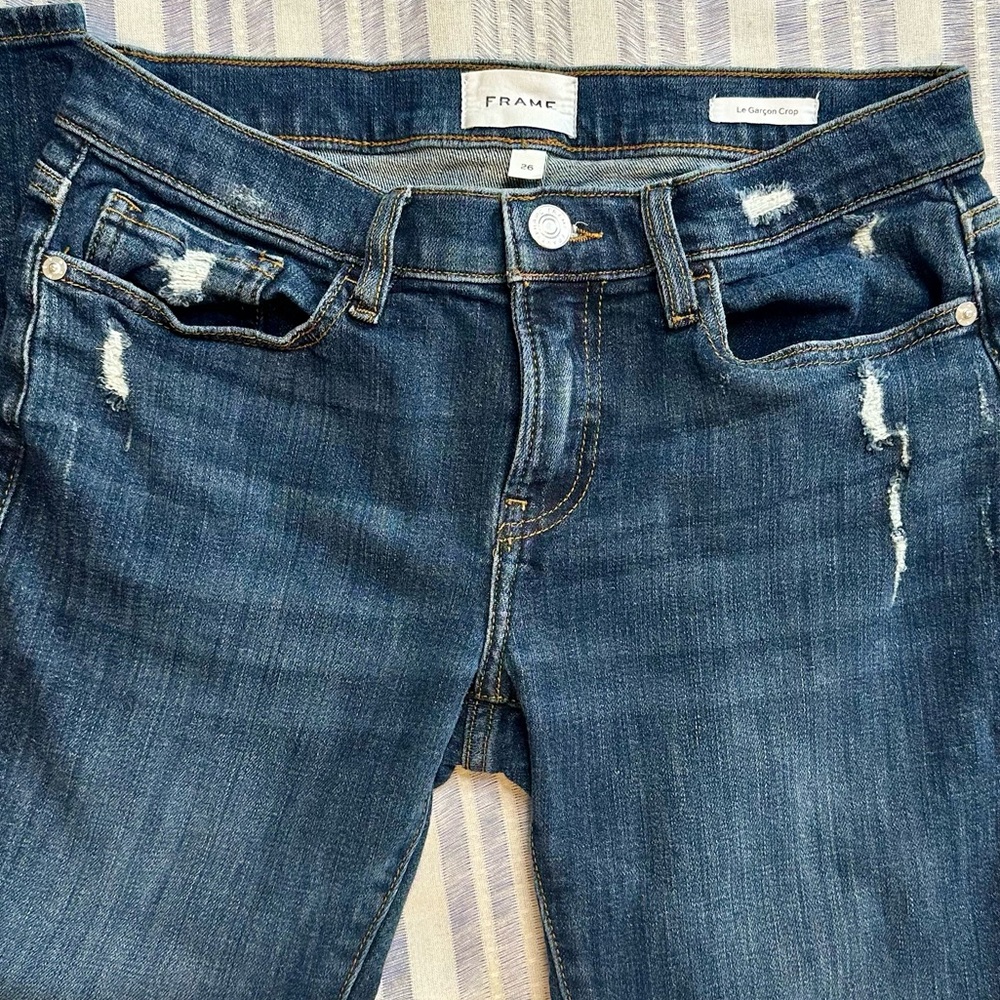 FRAME Le Garçon Distressed Jeans Crop Fit - Picture 4 of 9